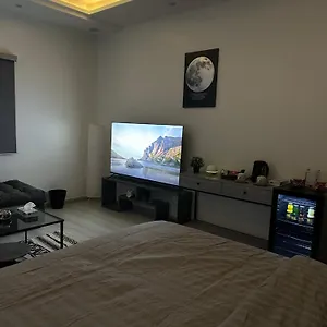 استديو مريح بدخول ذاتي في موقع مميز الرياض